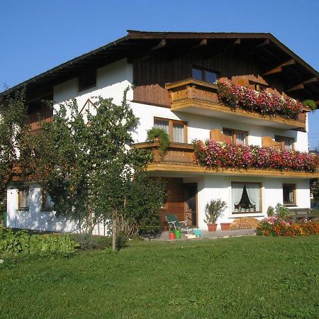 Gaestehaus Gruenbacher Кёссен Экстерьер фото